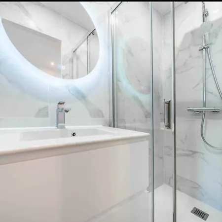 Beautiful 2-room On The Croisette In 아파트