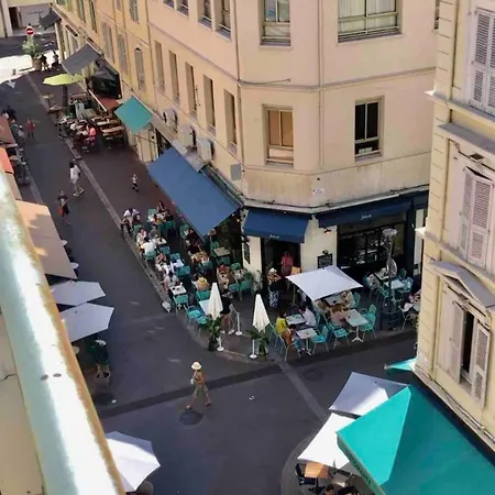 Beautiful 2-room On The Croisette In 칸느